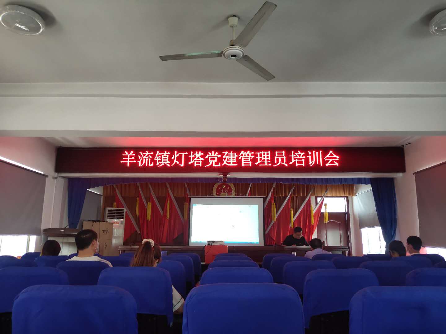 山東興源機械有限公司官網(wǎng)|起重機|行車|山東興源機械|單梁起重機|電動葫蘆|起重配件|m.byql365.cn|xyqzj|xyqzj.com|興源起重機|興源|起重機行車|起重設備|起重機械